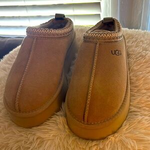 New UGG Platform TAZZ Slippers